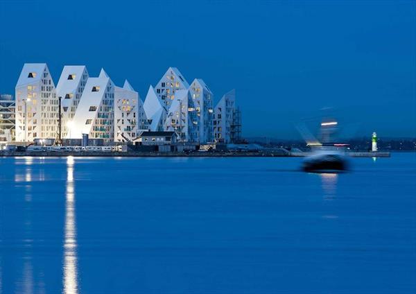  Photo: iceberg-Aarhus-danemark-Cebra.jpg