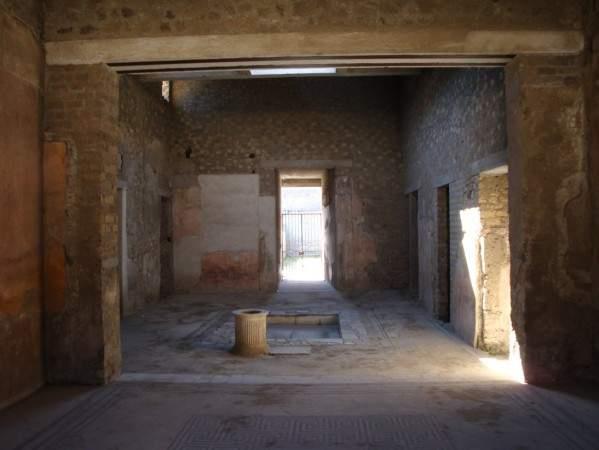  Photo: Pompei--la-maison-du-poete-tragique.jpg