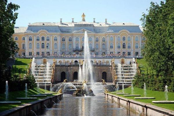  Photo: peterhof-jardin2.jpg