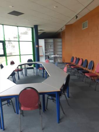  Photo: 9 Salle de réunion.jpg