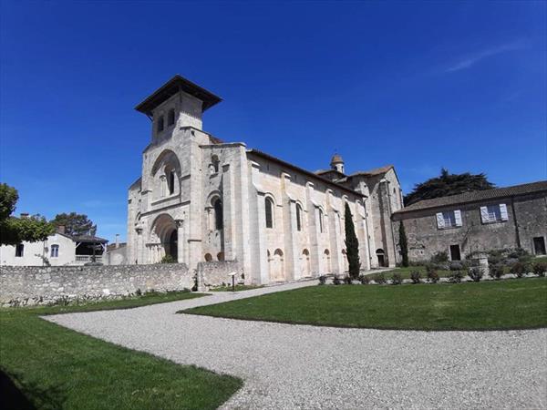  Photo: Moirax, l'Eglise et son clocher particulier