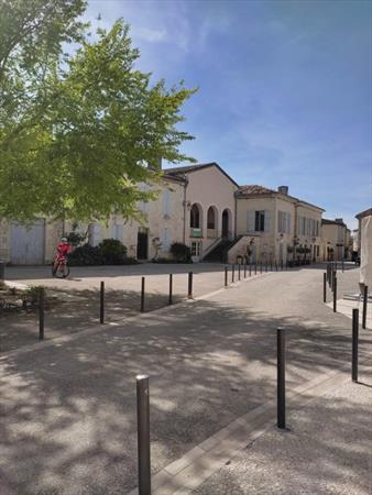  Photo: J2 - 155935 - La Romieu.jpg