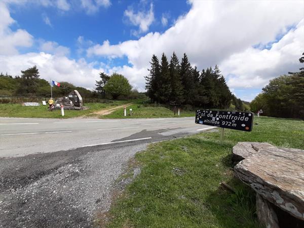  Photo: J3 - col de Fontfroide - sommet - tjs du vent.jpg