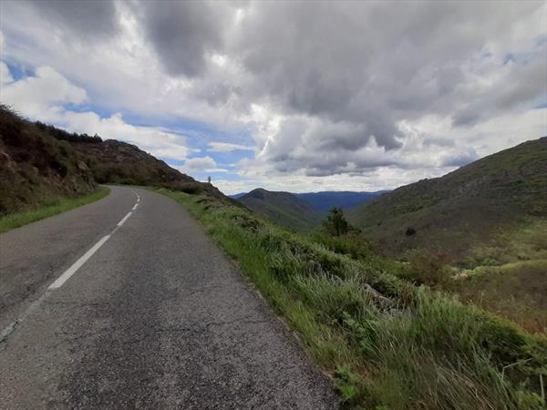  Photo: J3 - col de Fontfroide - en plein vent.jpg