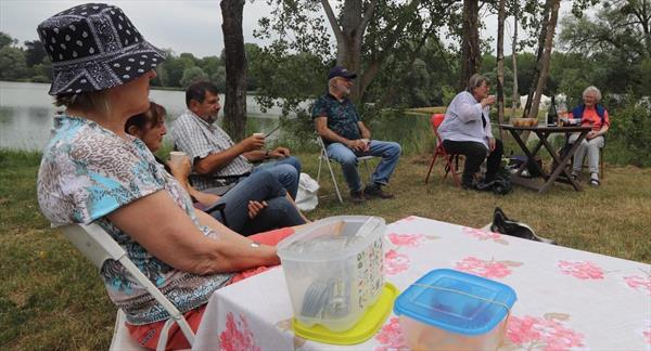  Photo: p38.jpg