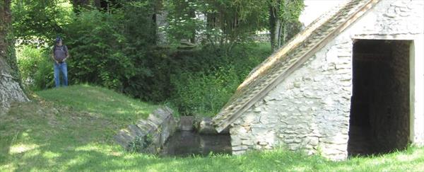  Photo: p10.jpg