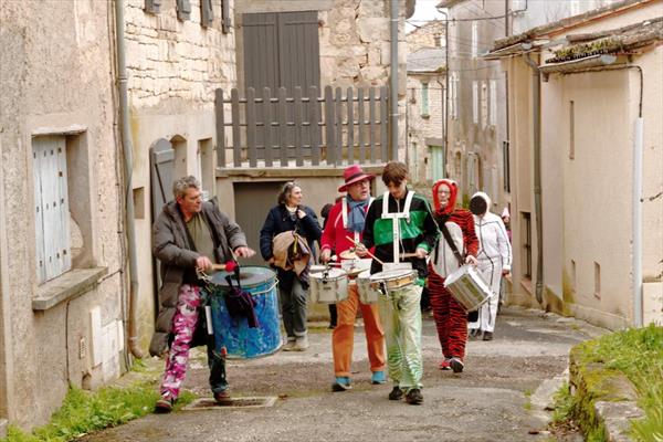 Le carnaval des Enfants Photo: défilé dans la les vieilles rues