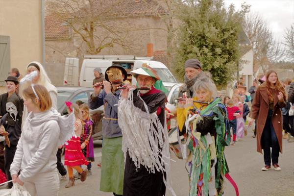 Le carnaval des Enfants Photo: on défile à nouveau