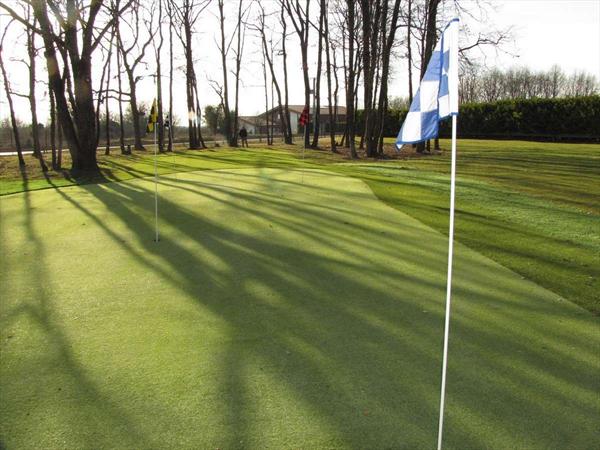  Photo: golf-les-petites-chaumes-le-parcours_ph48.jpg