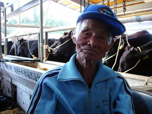 Pin-pin : c'est ainsi que, sur l'île de Miyako, dans l'archipel d'Okinawa, on qualifie affectueusement les anciens, "pim...