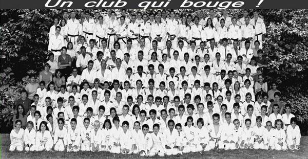 
Le plus gros club d'arts martiaux de Cholet (230 adhérants dont 60 ceintures noires)
Une section Aïkido dynamique enc...