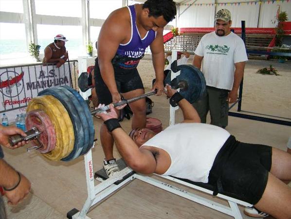 

2è essai D.C. pour Edwin Photo: 0098.jpg  MANU URA Musculation Paea - TAHITI