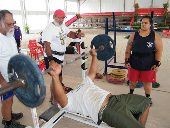 

démo en pecs pour les athlètes d'Uturoa Photo: 0167.jpg  MANU URA Musculation Paea - TAHITI