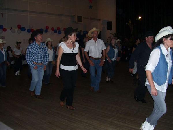  Photo: LeslieRyan025.JPG