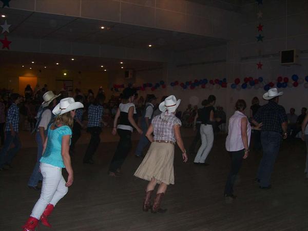 Photo: LeslieRyan052.JPG