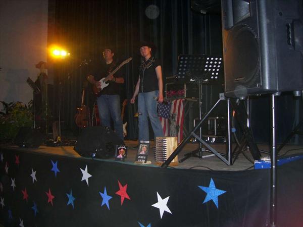  Photo: LeslieRyan055.JPG