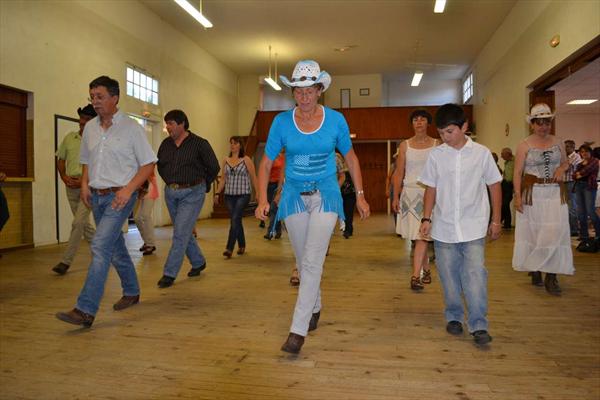  Photo: Photo repas country 057.jpg