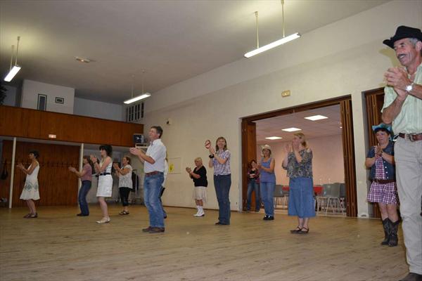 Photo: Photo repas country 211.jpg