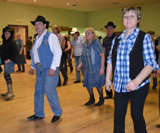  Photo: country plaisirs cercoux 031.jpg