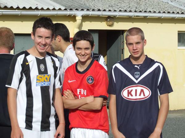  Photo: 2010_SeniorsReprise09.JPG
