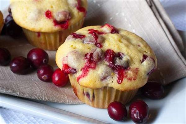  Photo: cranberry-lemon-muffin-close.jpg